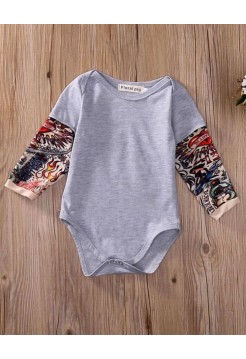 Чорний дитячий бодик з тату на рукавах tatto